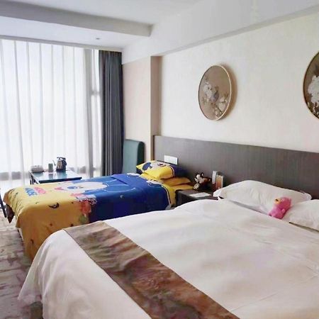New Friendship Hotel Лоян Екстер'єр фото