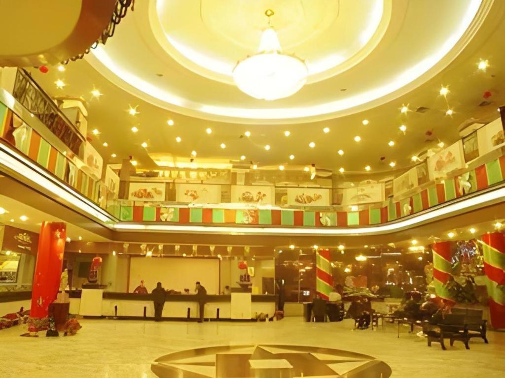 New Friendship Hotel Лоян Екстер'єр фото