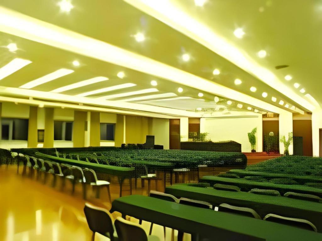 New Friendship Hotel Лоян Екстер'єр фото