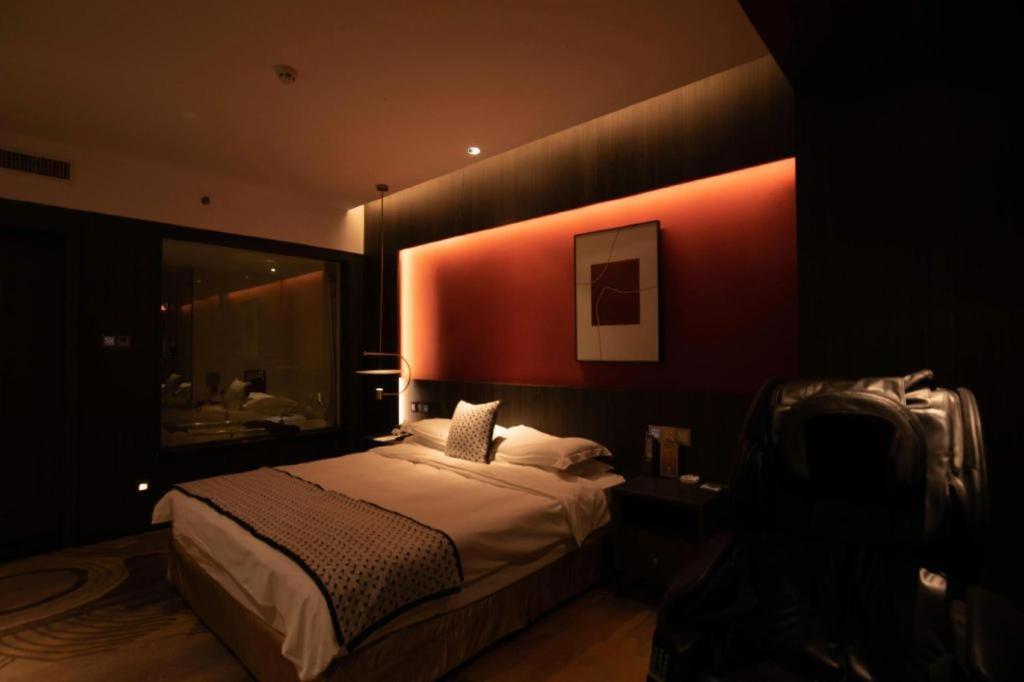 New Friendship Hotel Лоян Екстер'єр фото