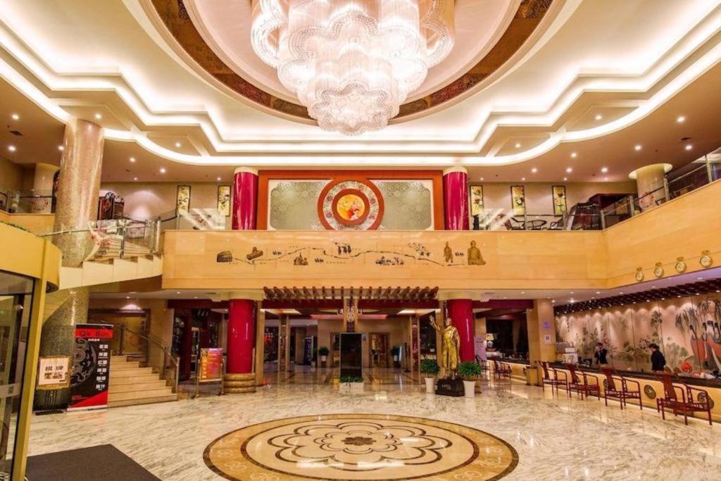 New Friendship Hotel Лоян Екстер'єр фото