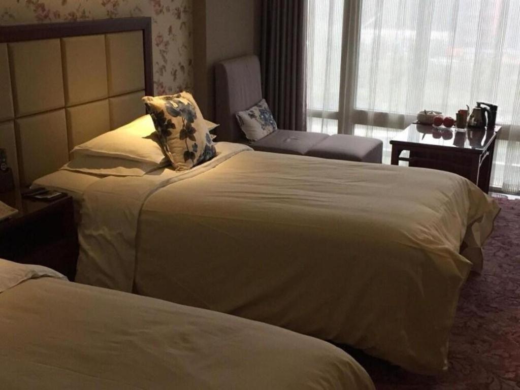 New Friendship Hotel Лоян Екстер'єр фото