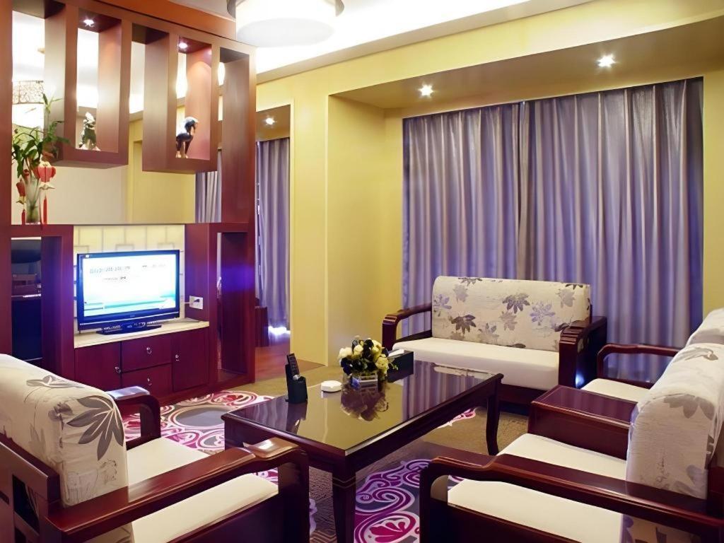 New Friendship Hotel Лоян Екстер'єр фото